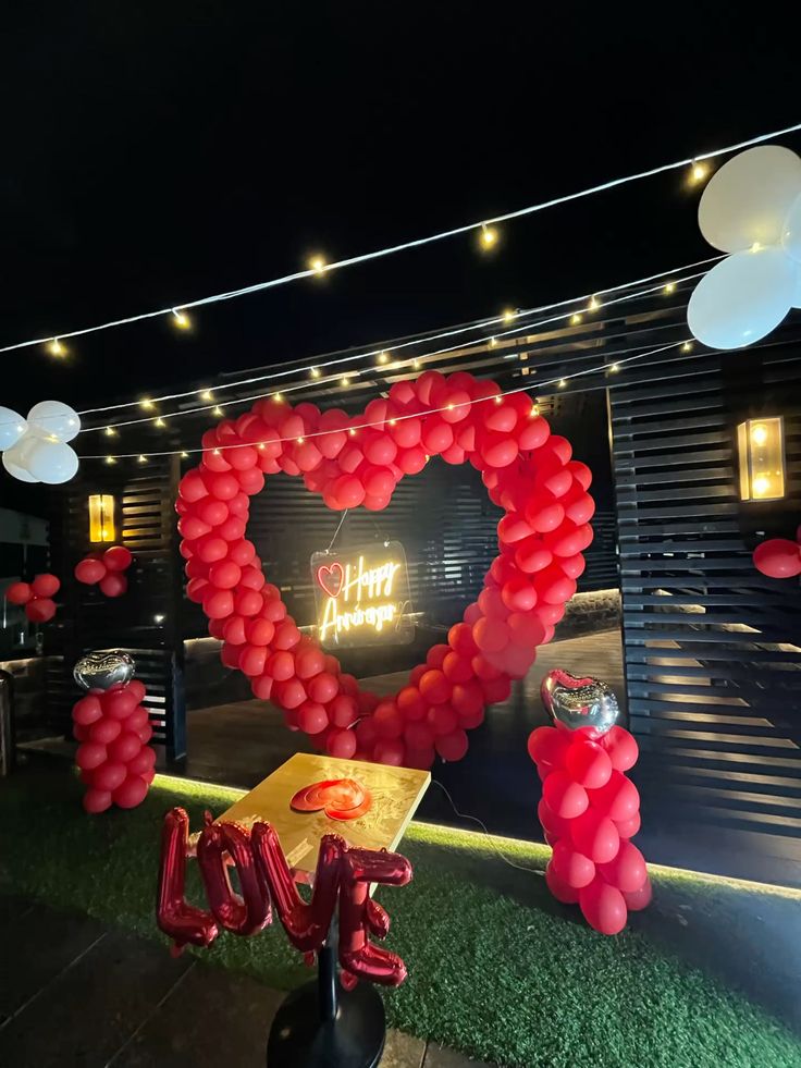 Anniversary Decoration